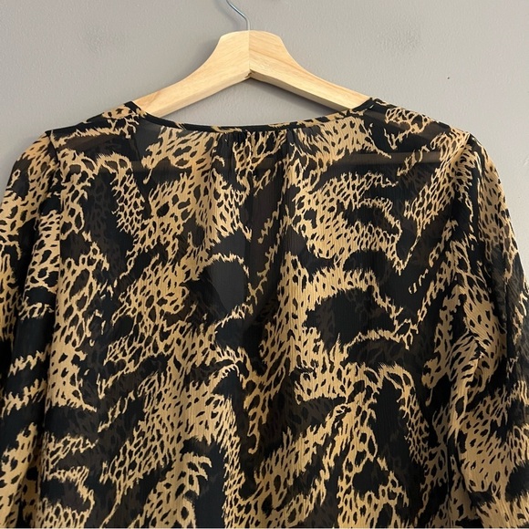 Paige Black Label Womens 100% Silk Cheetah Print Blouse Sheer Black Tan Size S - Picture 7 of 12